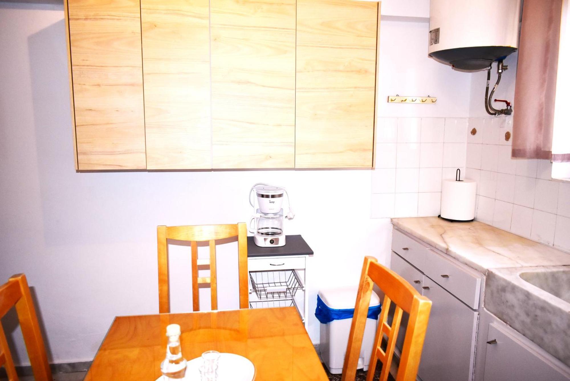 Gianna Seaside Apartment คูตซูนารี ภายนอก รูปภาพ