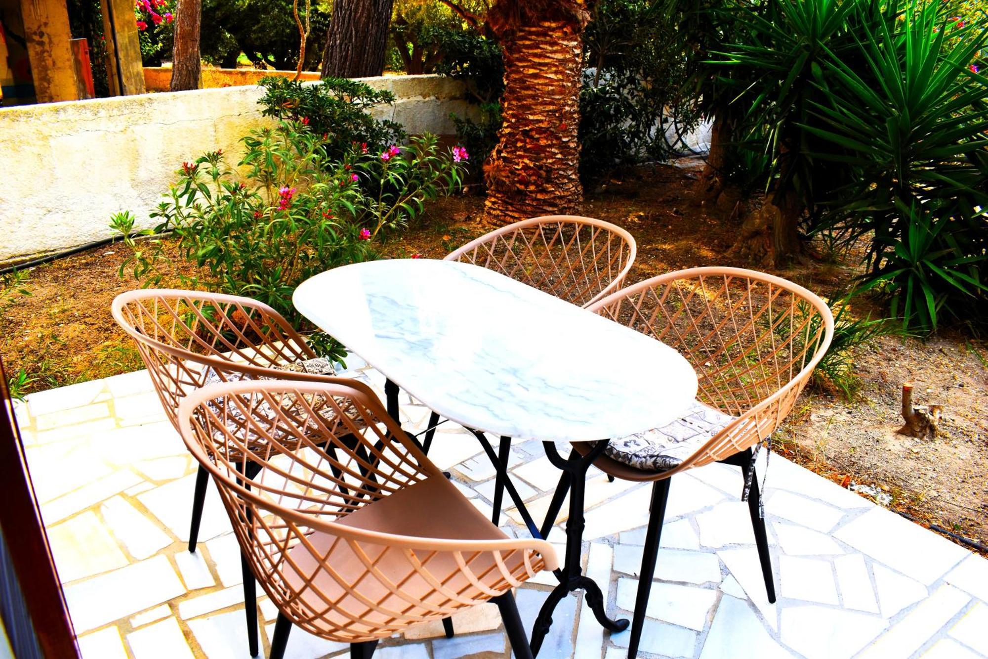 Gianna Seaside Apartment คูตซูนารี ภายนอก รูปภาพ